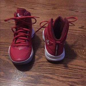 Under armor sneakers for kids